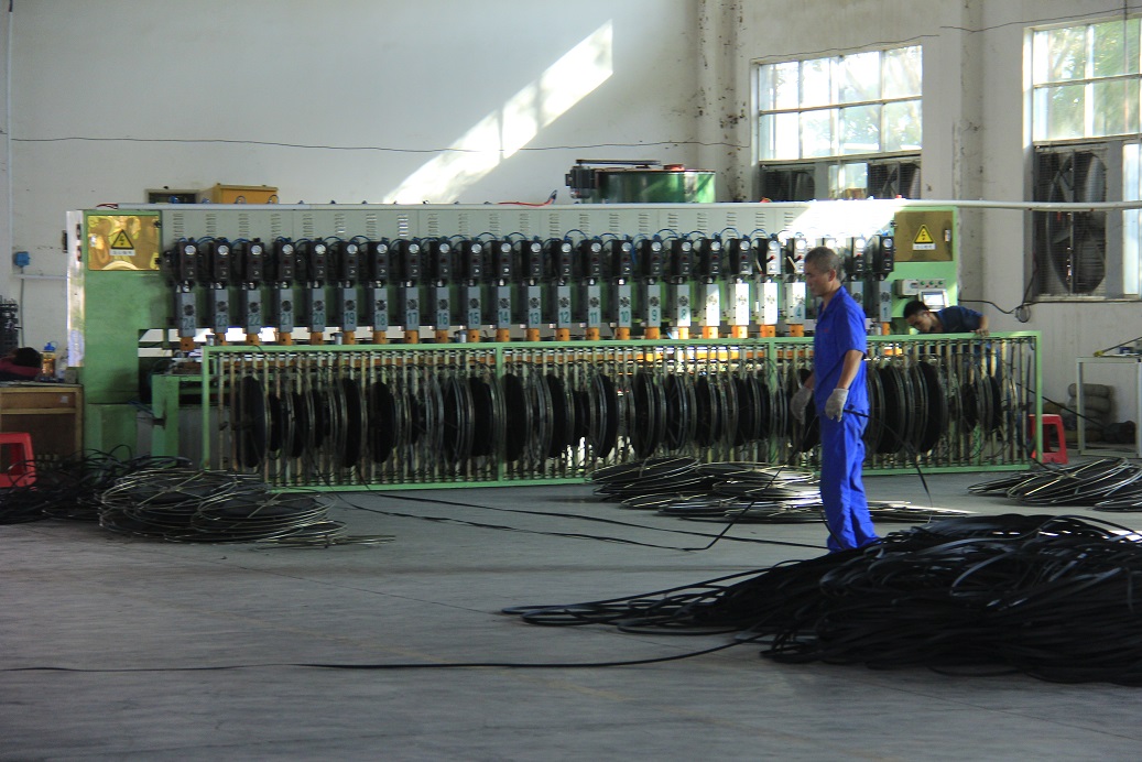 土工格柵生產(chǎn)設備